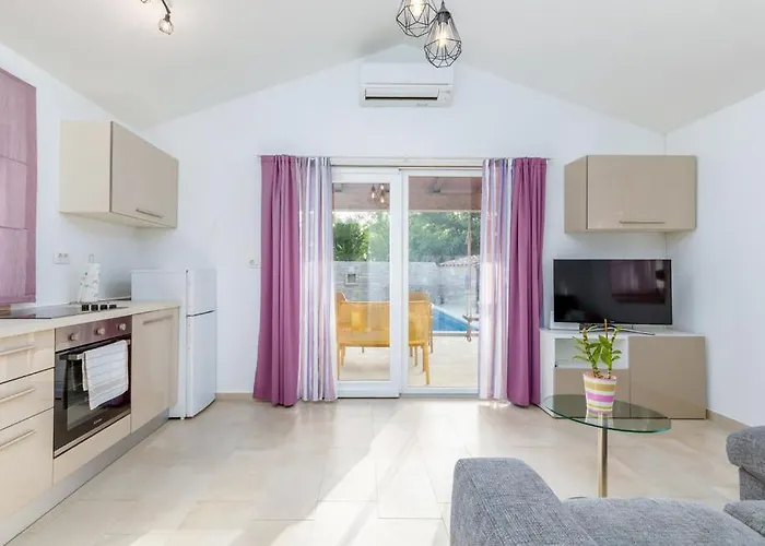 Stancija Korta Holiday home *