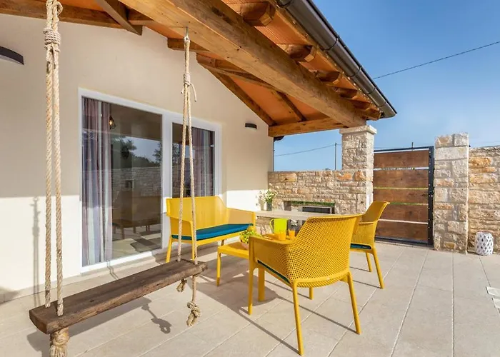 Holiday home Stancija Korta *